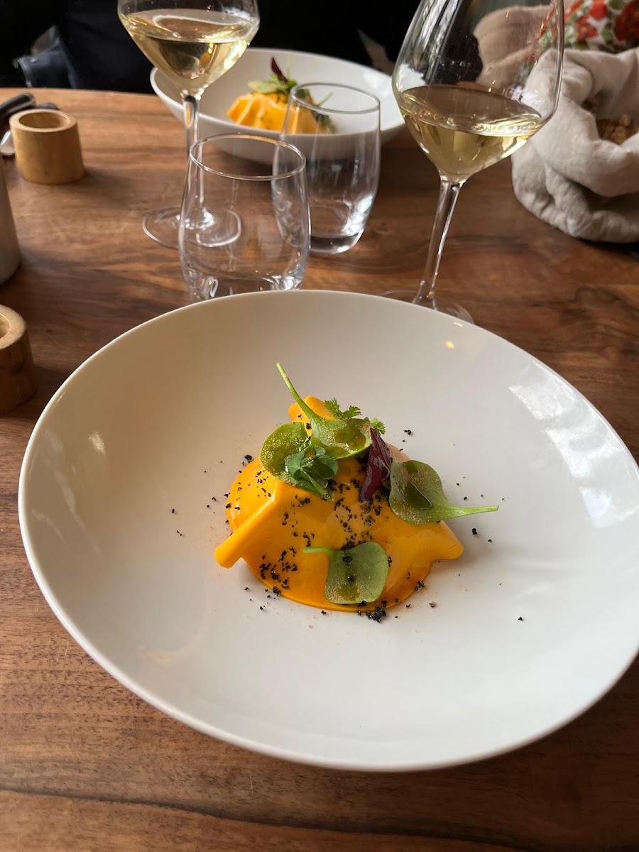 Mett Restaurant Photos 2